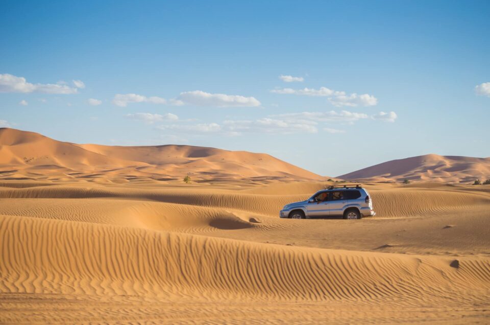 Driving in Desert UAE Rules